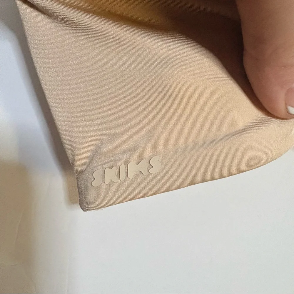 SKIMS Bra NEW